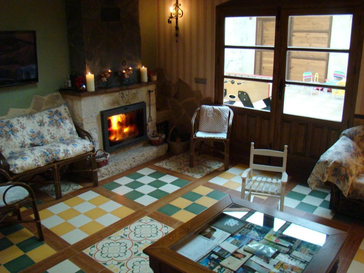 Casa Rural El Salidero Fuentiduena Bagian luar foto
